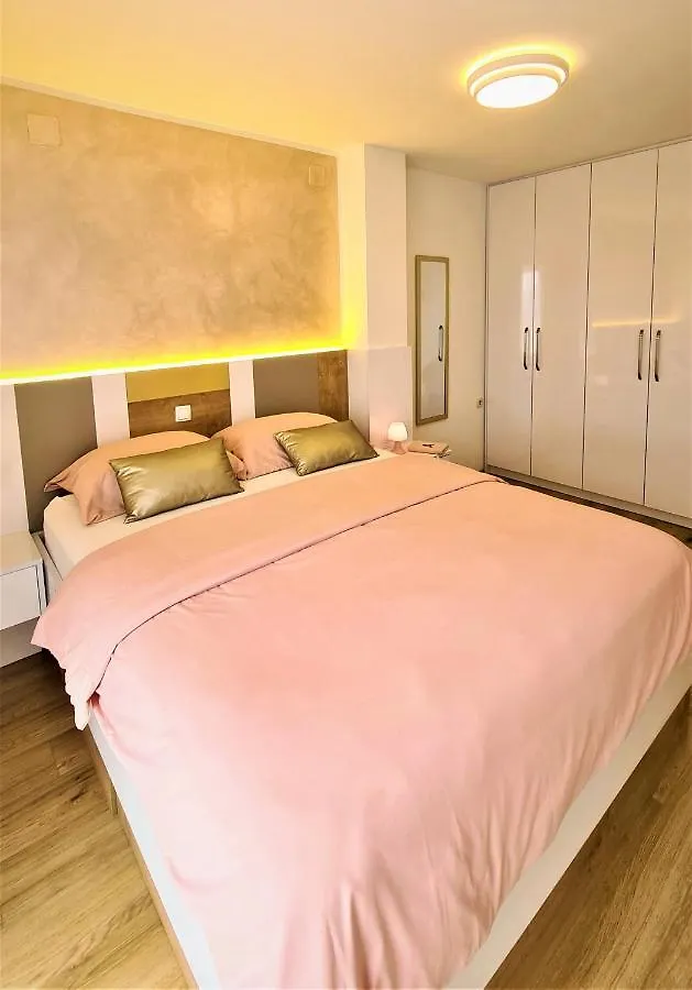 Apartment Karamarko Malinska