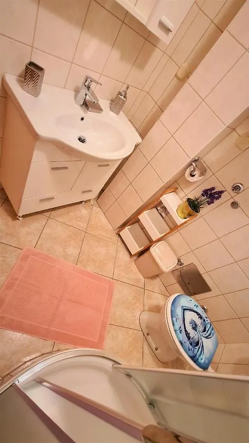 Apartment Karamarko Malinska